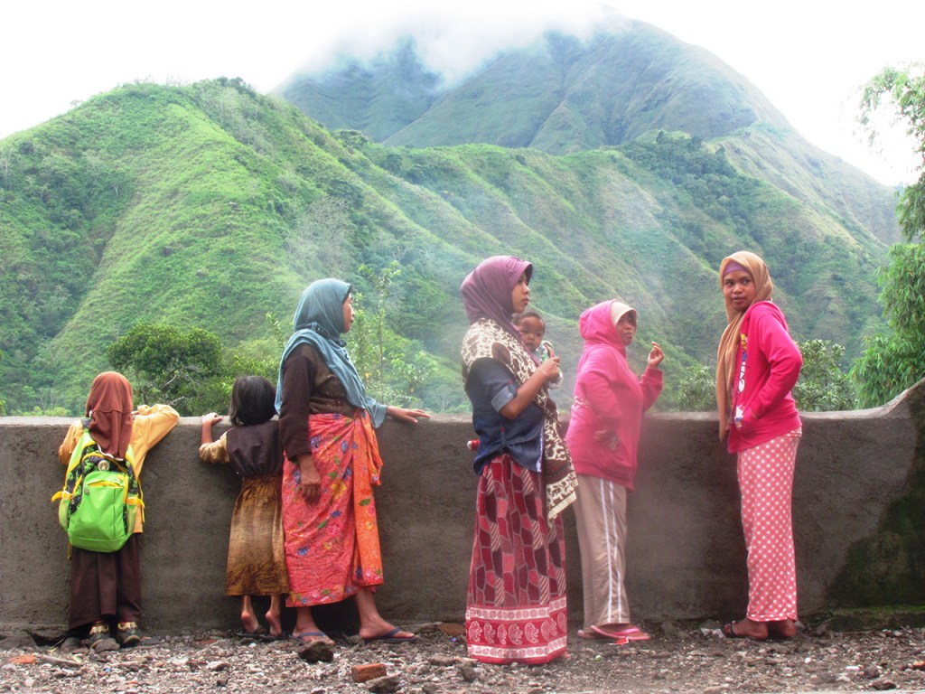 Petaka Mengintai di Kaki&nbsp;Rinjani