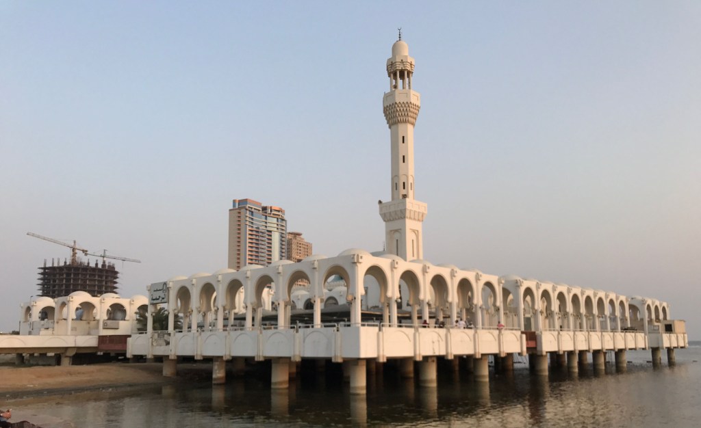 Satu Senja di Masjid Terapung