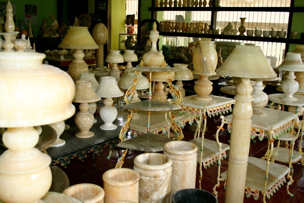 Kemilau Marmer yang Memukau&nbsp;(2-habis)